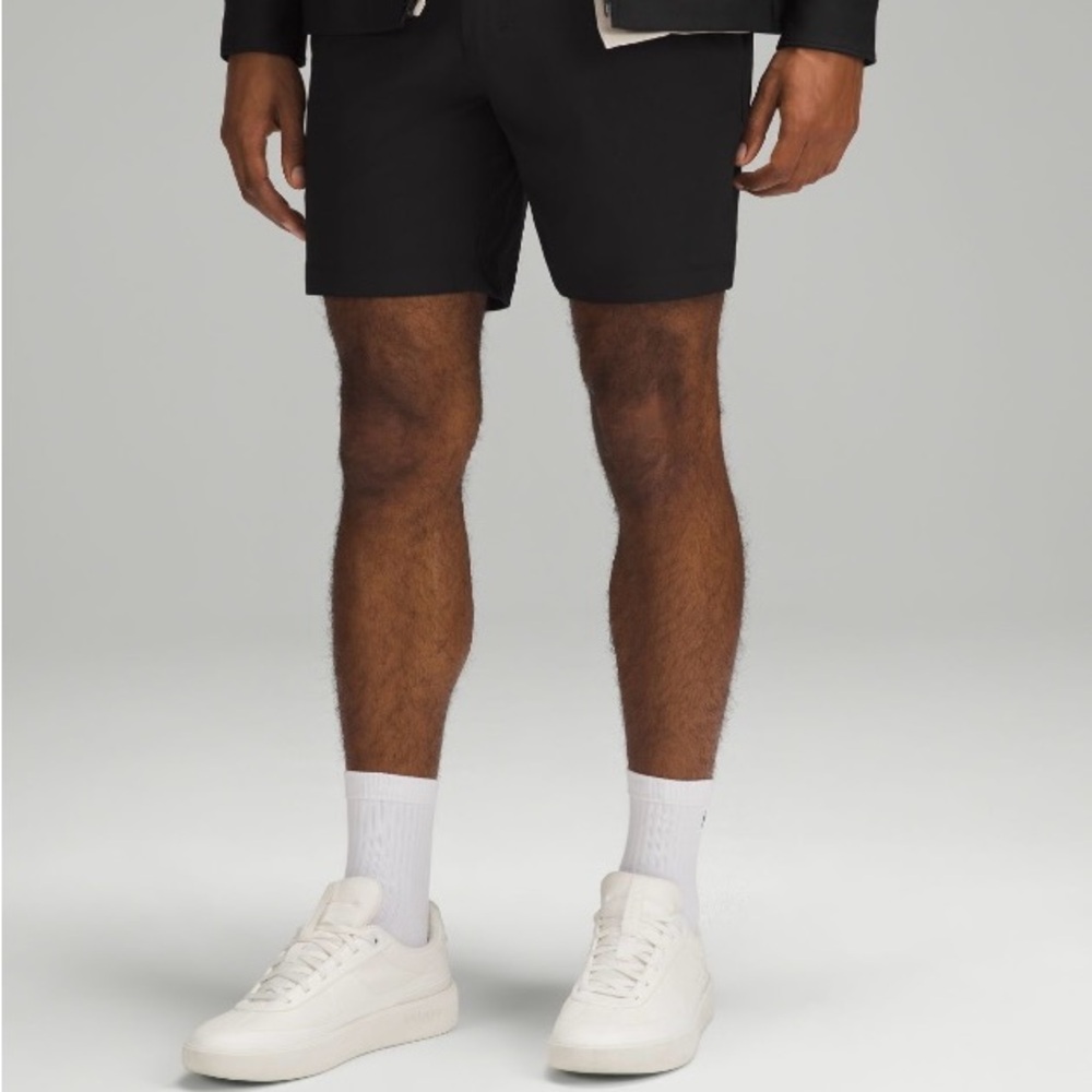 Men’s Lululemon Commission Short 7” Obsidian Size 30